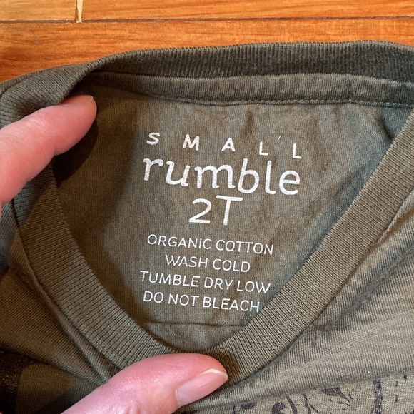 NWOT! SMALL RUMBLE 2T Screenprinted T-Shirt Tee Pitbull Dog Organic SS - Picture 8 of 10